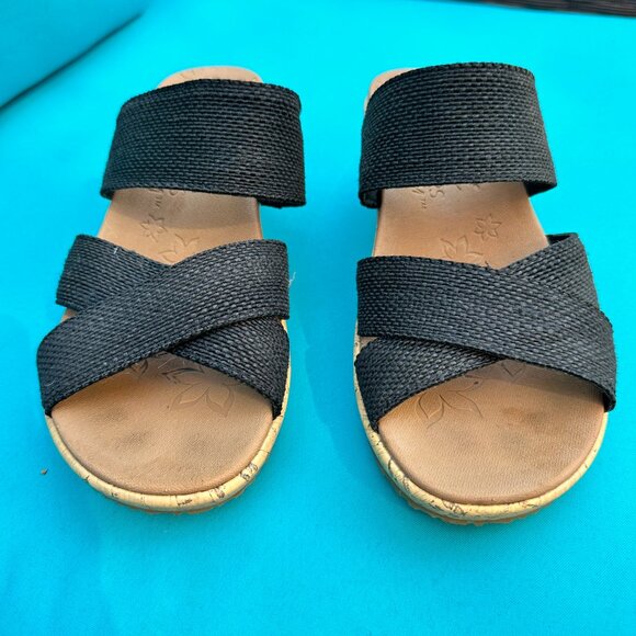 Women's Skechers Luxe Foam sandals, black, size 7 - Picture 3 of 3